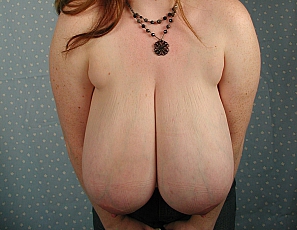 Sapphire Big Tits Bra4